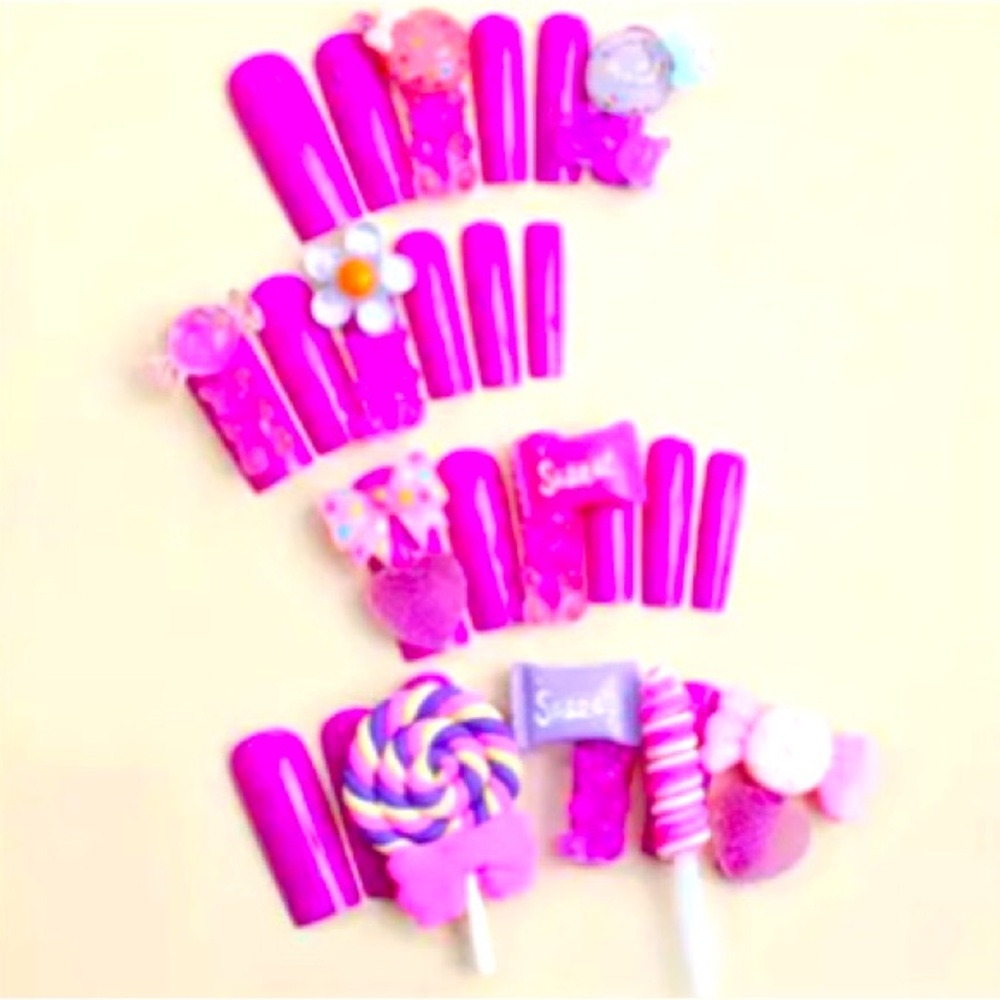 24 Pc Acrylic Pressure On Nails with 3D Design